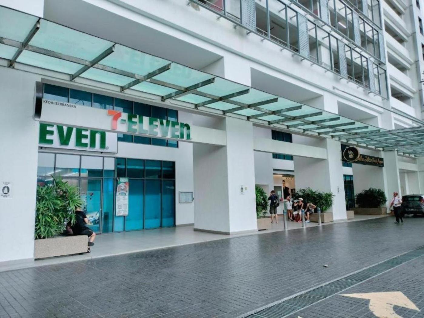 The Luxe Suites Infinitum Klcc Куала Лумпур Екстериор снимка