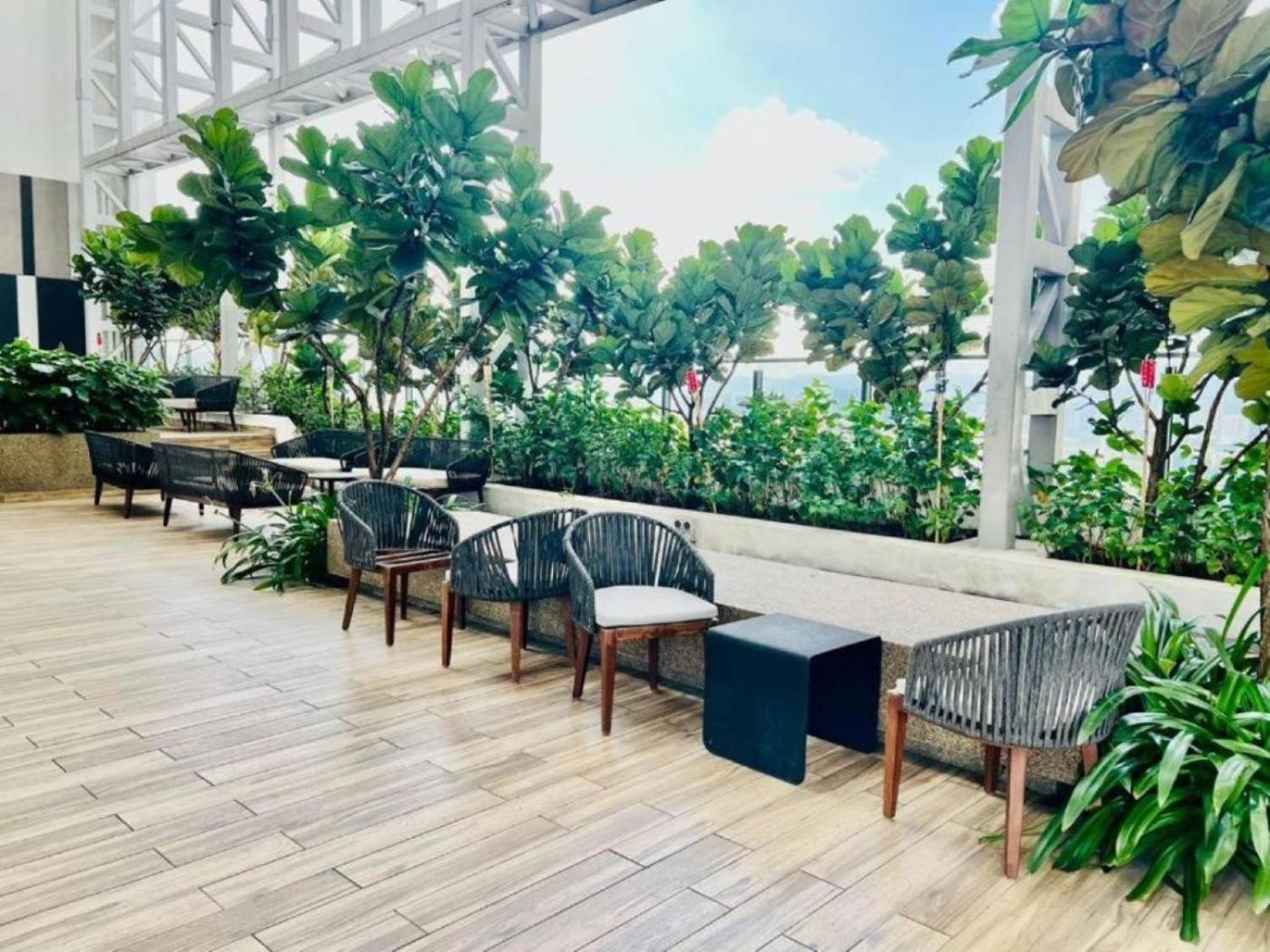 The Luxe Suites Infinitum Klcc Куала Лумпур Екстериор снимка