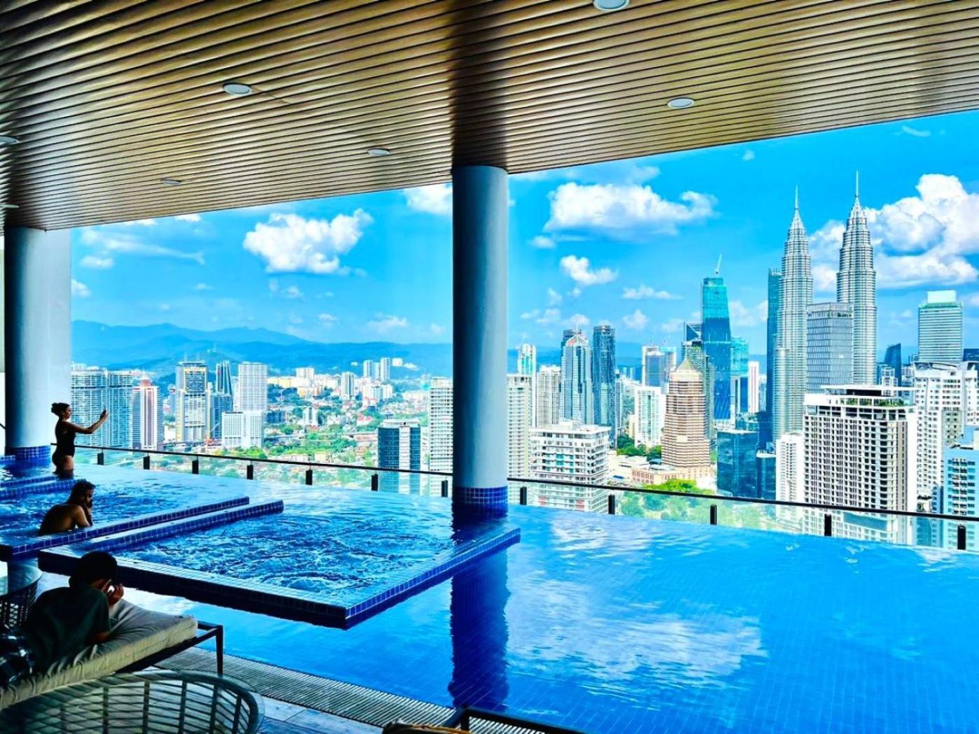 The Luxe Suites Infinitum Klcc Куала Лумпур Екстериор снимка